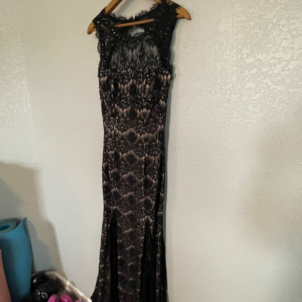 Beautiful Party Dress - Picture 2 of 5